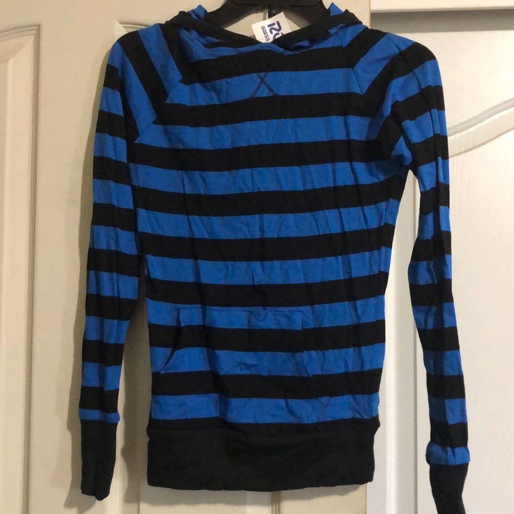 Lightweight hoodie